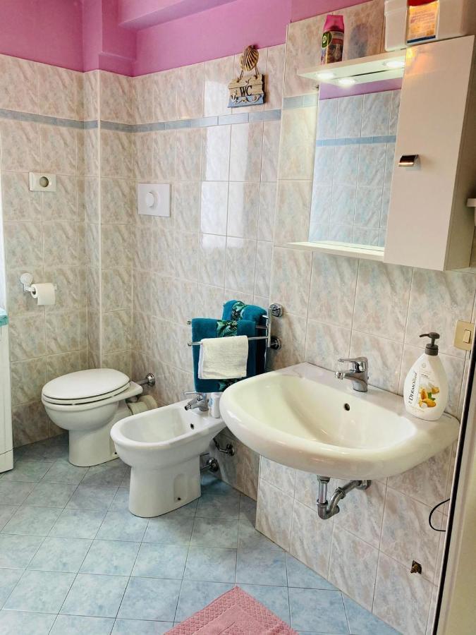 Palm Beach - Your Private And Complete Apartment In Ντεζεντσάνο ντελ Γκάρντα Εξωτερικό φωτογραφία
